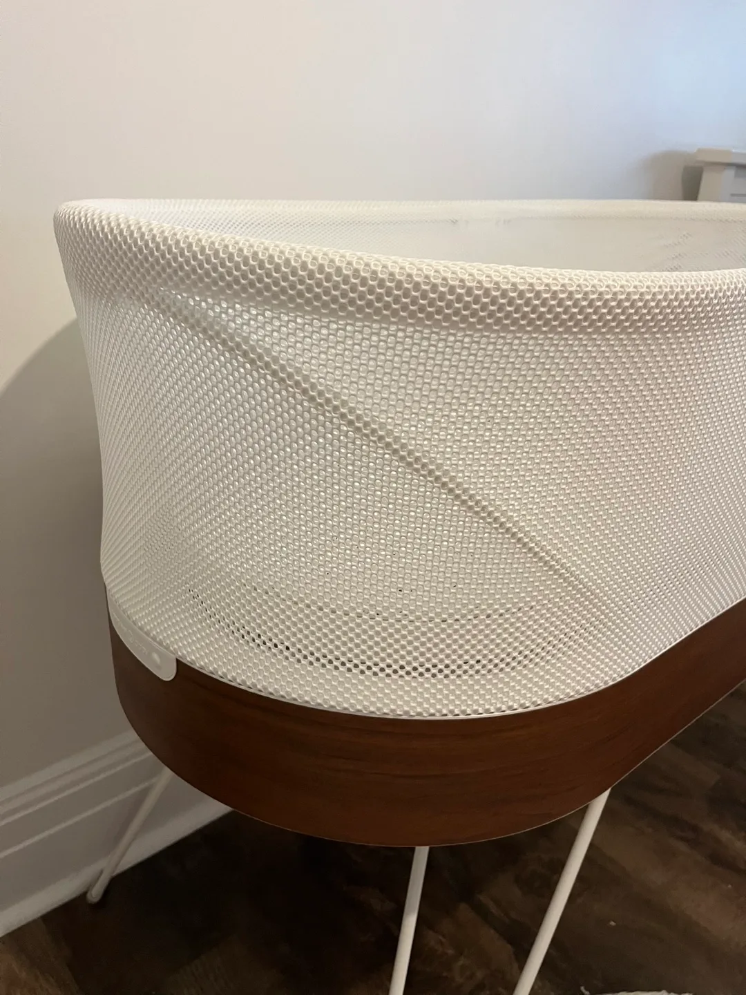 Happiest Baby SNOO Smart Sleeper Bassinet image indicator(3)