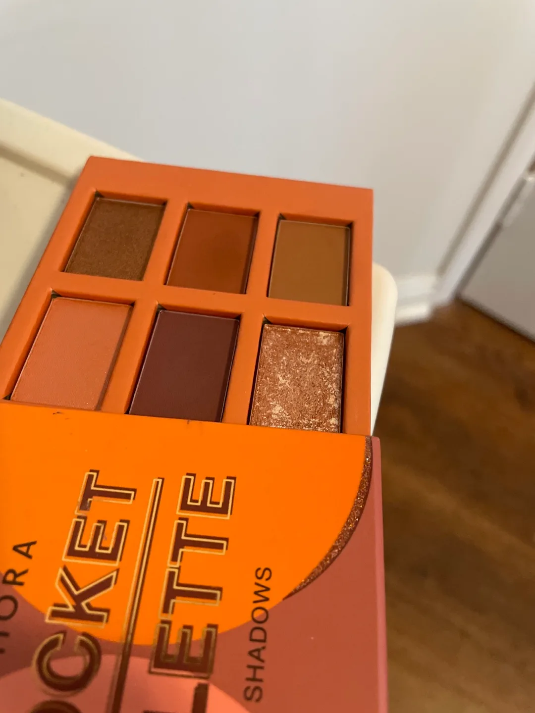 Sephora Pocket Palette Sun Shadows Eyeshadow Palette image indicator(2)