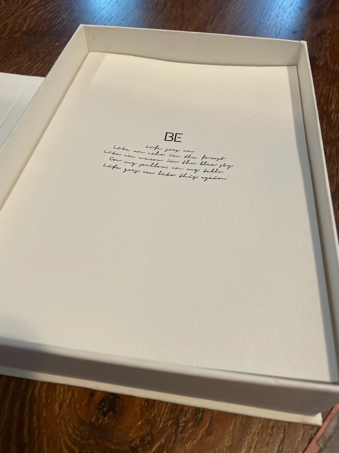 BTS BE Deluxe Edition Album image indicator(2)