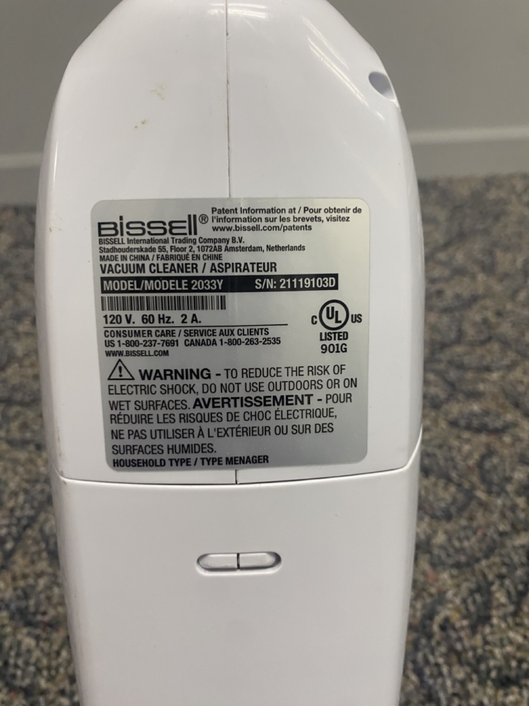 Bissell Featherweight Vacuum Cleaner 2033Y - photo 4