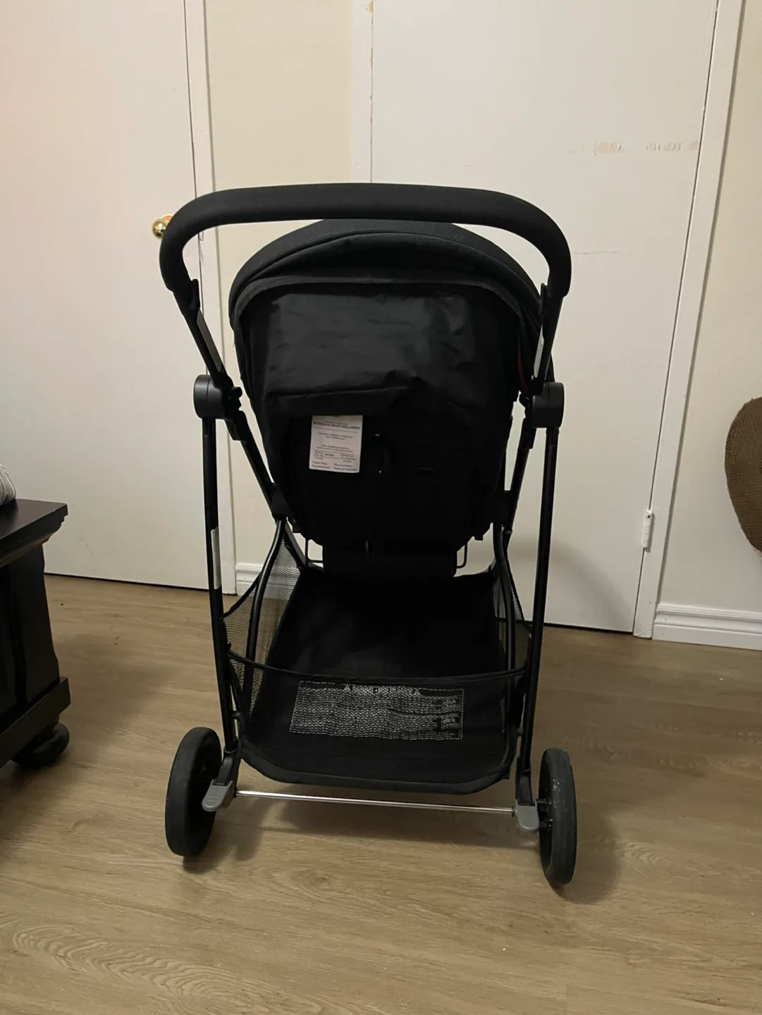 Infant Car Seat and FastAction Fold Stroller image indicator(7)