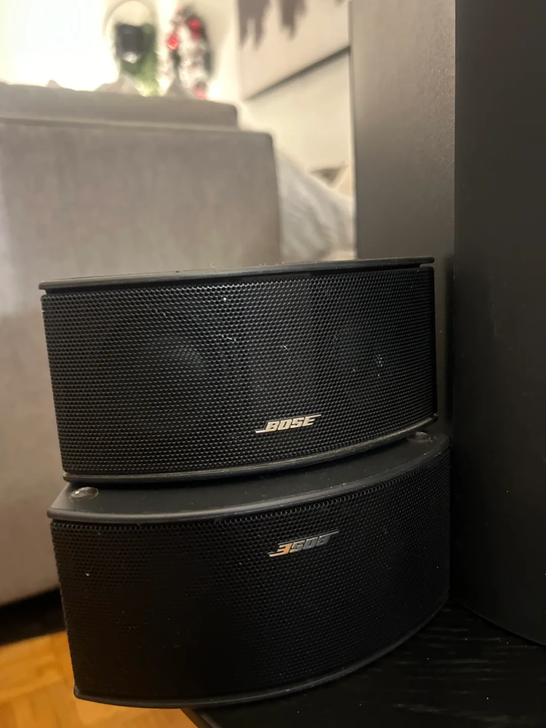 Bose CineMate GS Series II Digital Home Theater System image indicator(4)