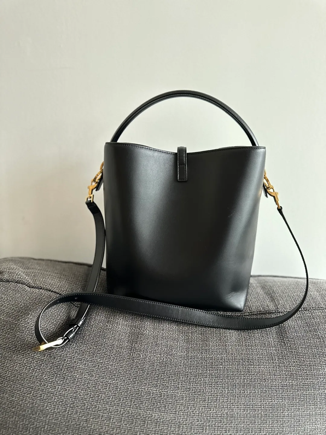 Saint Laurent Black Leather Bucket Bag image indicator(3)