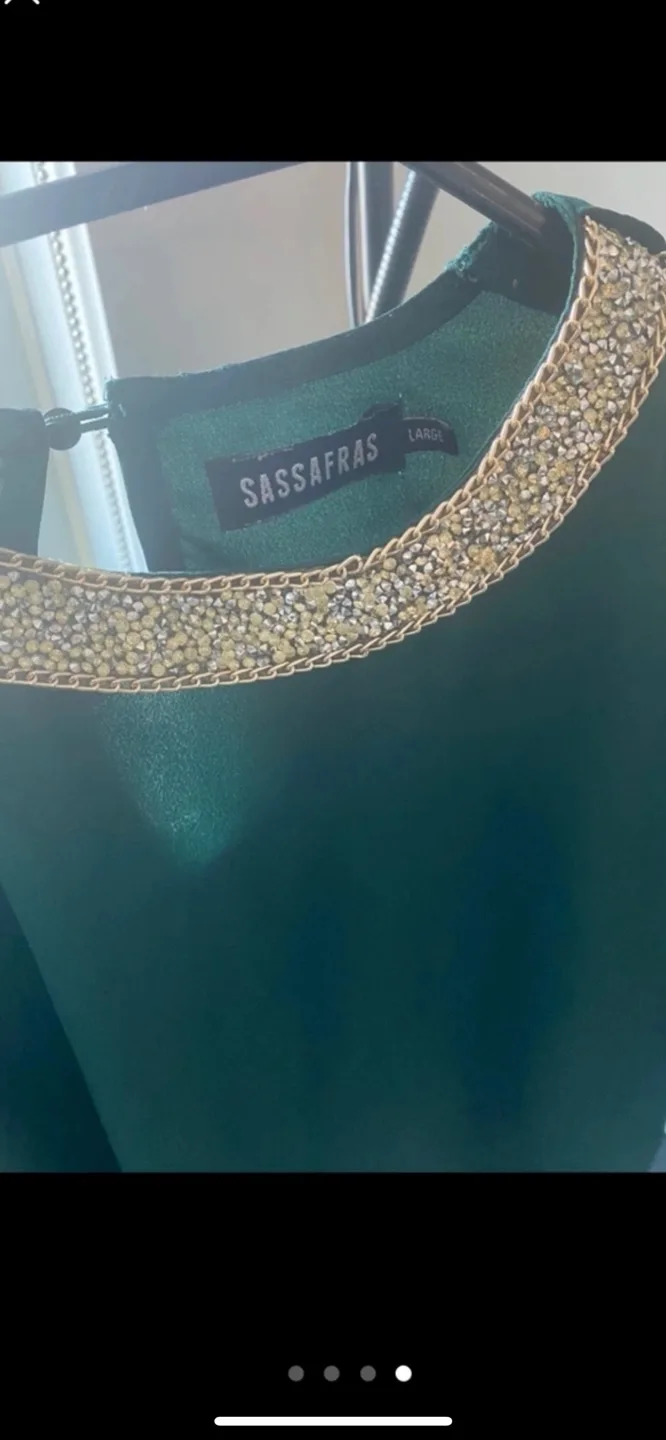 Emerald Green Beaded Blouse - Size Large image indicator(2)