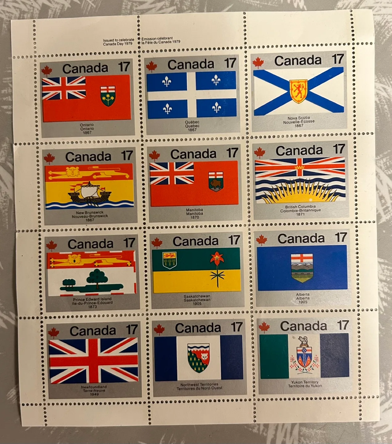 ✨✨1979 Canada 17¢ Provincial/Territories Stamp Sheet image indicator(3)