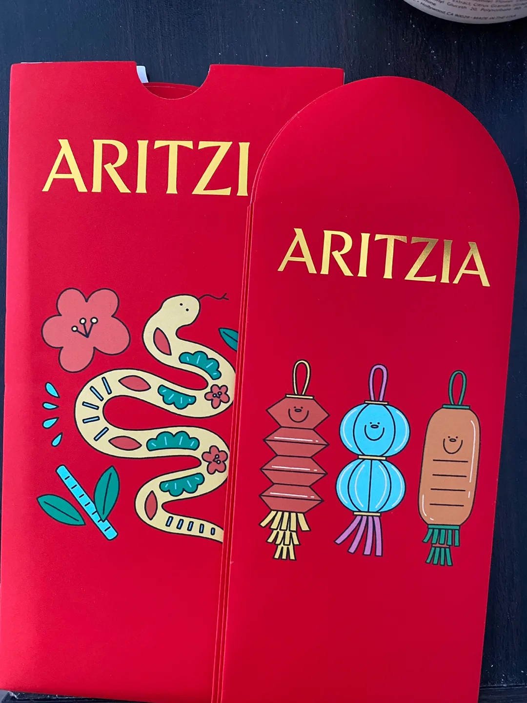 Aritzia Red Envelopes thumbnail