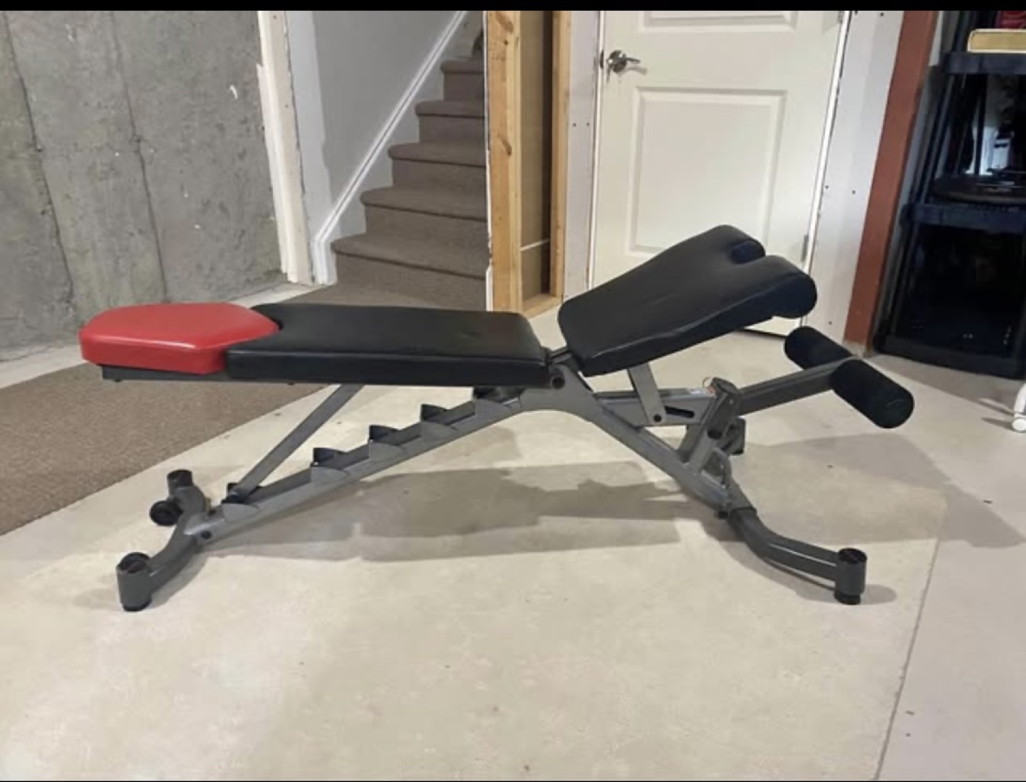 Adjustable Weight Bench - Great for Home Gym