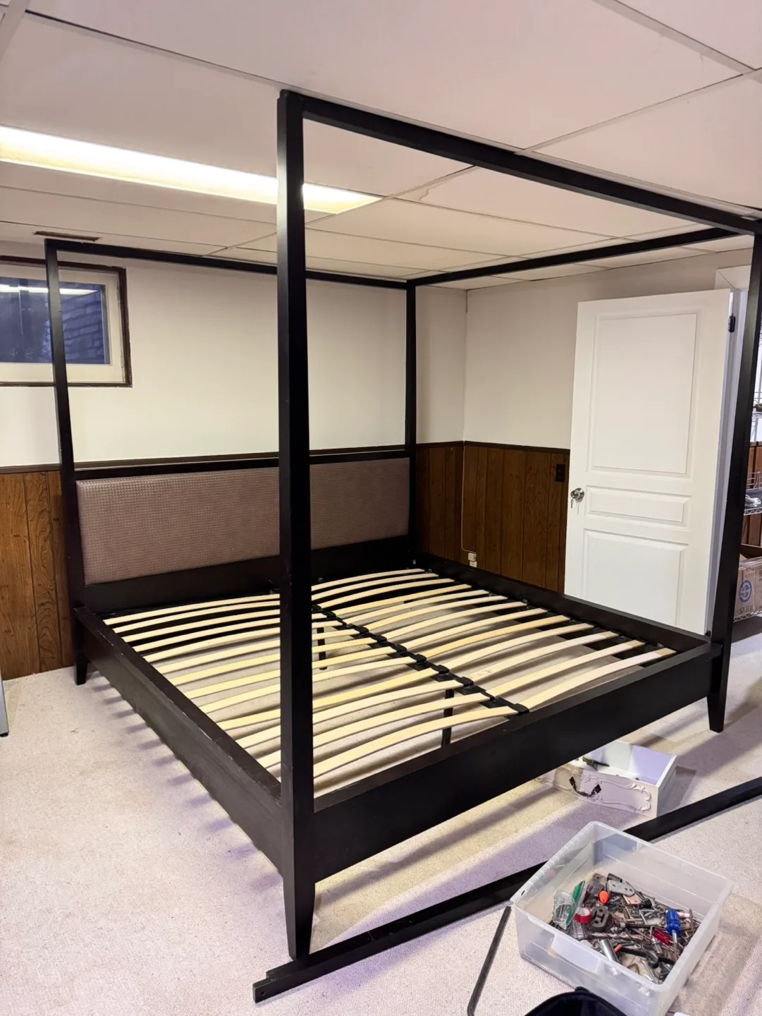 King Size Poster Bed Frame image indicator(2)