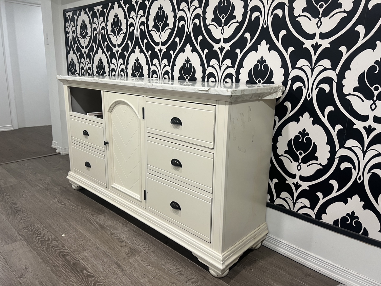 Big white dresser shelf with one drawer missing