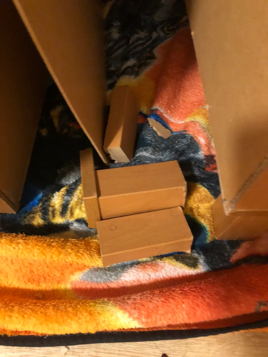 Pair of Three-Drawer Dressers image indicator(6)