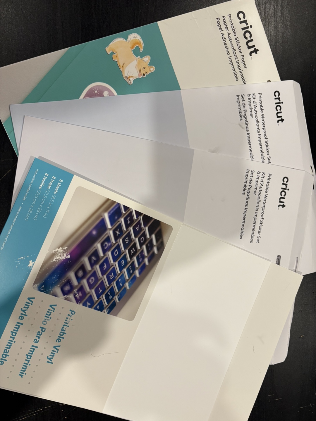 Cricut Craft Bundle: Vinyl, Paper, and Machine - photo 2
