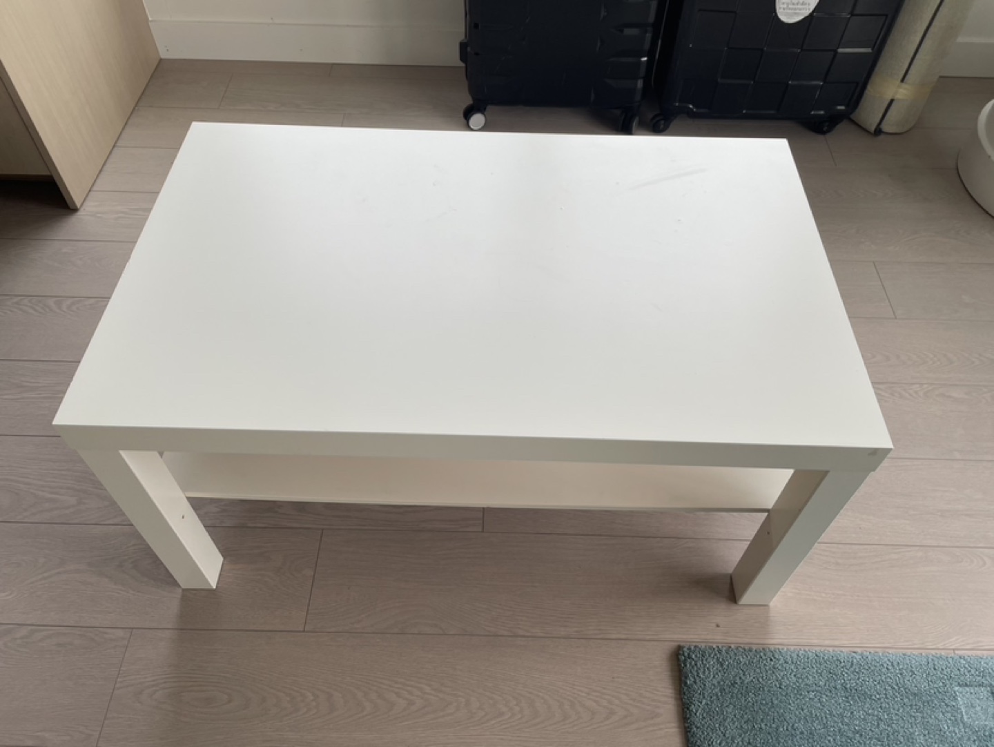 White Coffee Table with Shelf