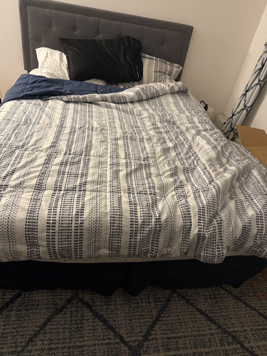 Queen  Bed with mattress - photo 2