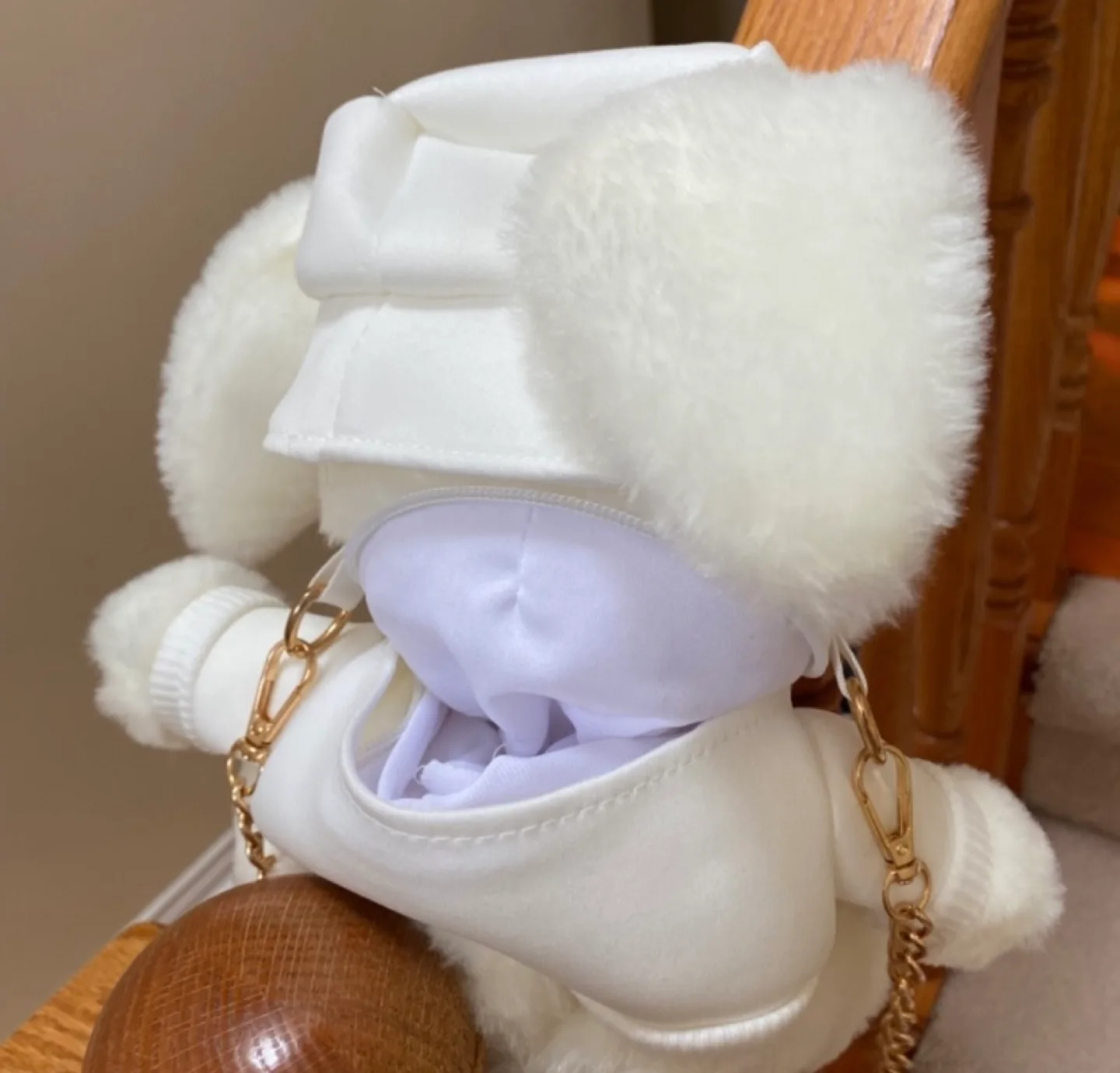 Adorable White Doggy Cross-Bag image indicator(4)
