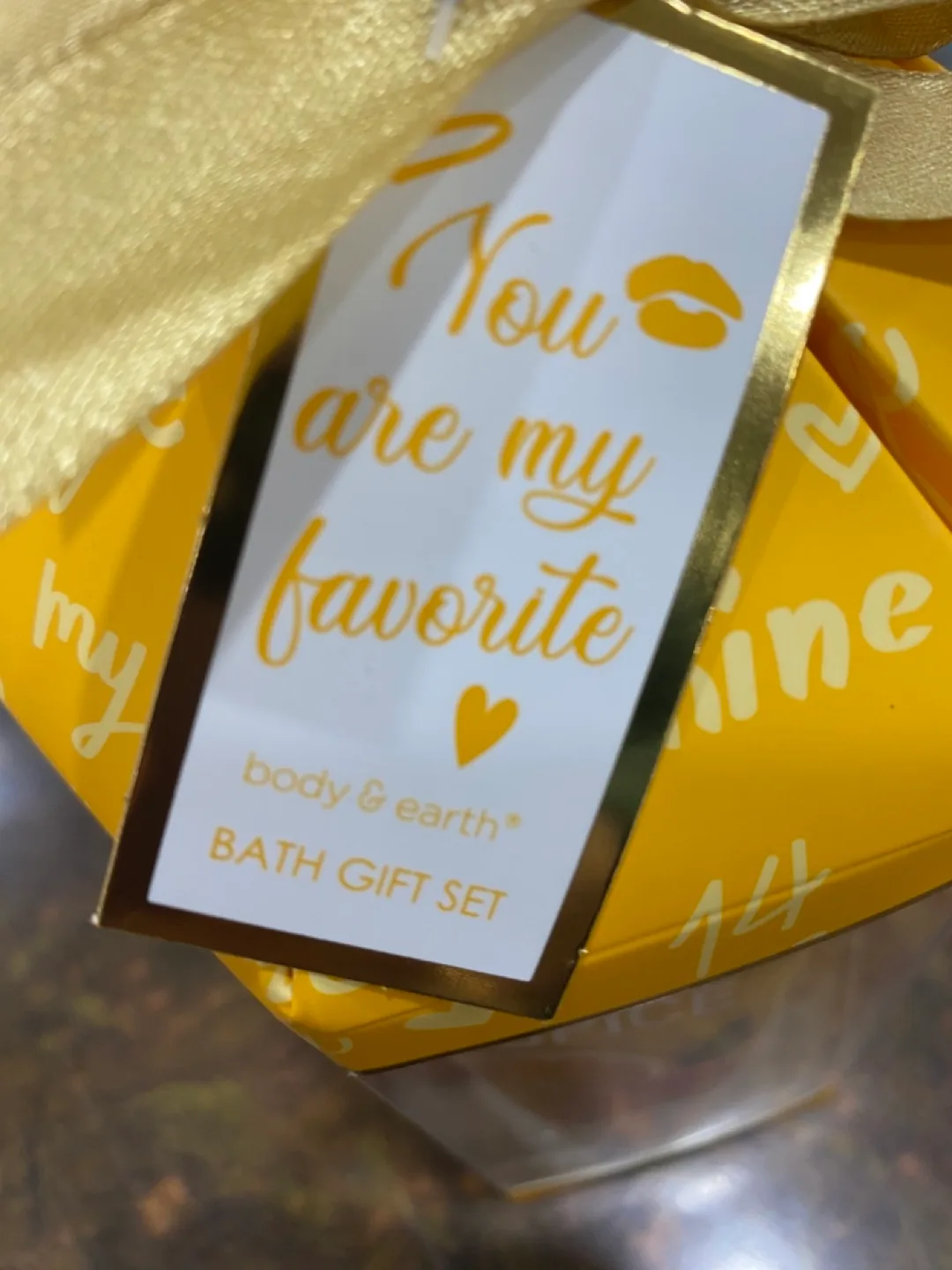 Body & Earth Orange Spice Bath Gift Set image indicator(2)