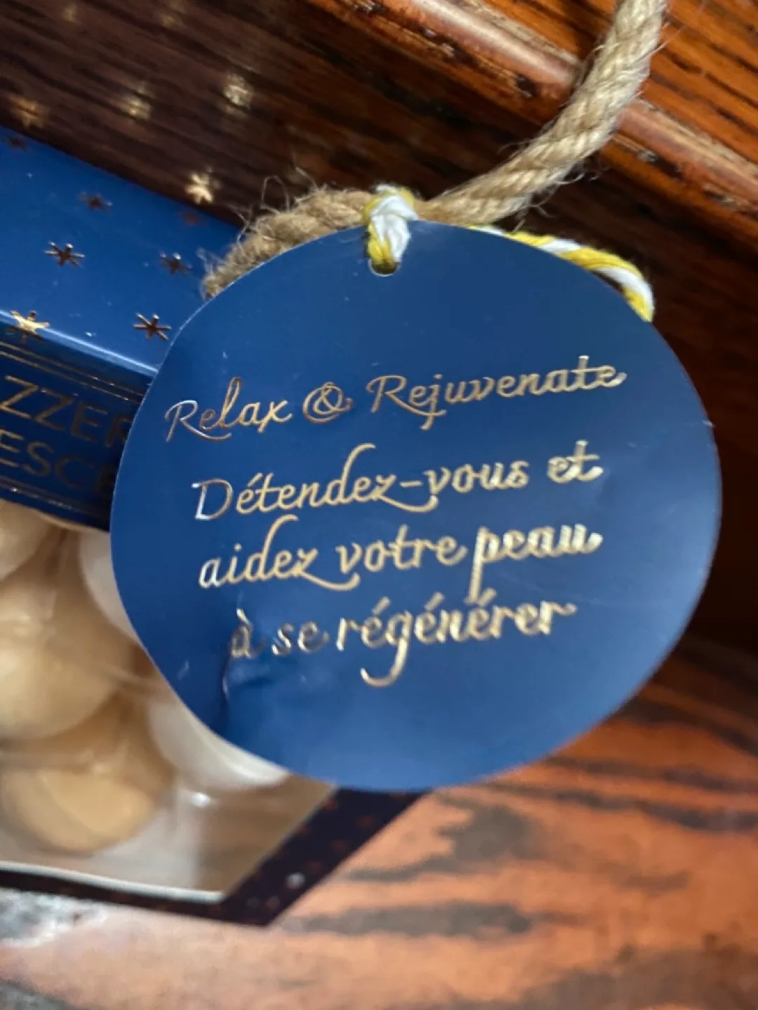 10 Bath Fizzers Relax & Rejuvenate image indicator(3)