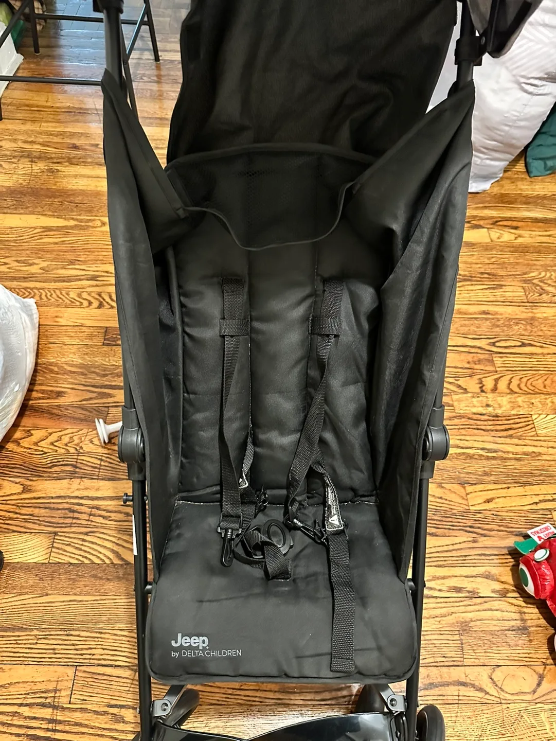 Jeep by Delta Children Lightweight Stroller image indicator(3)