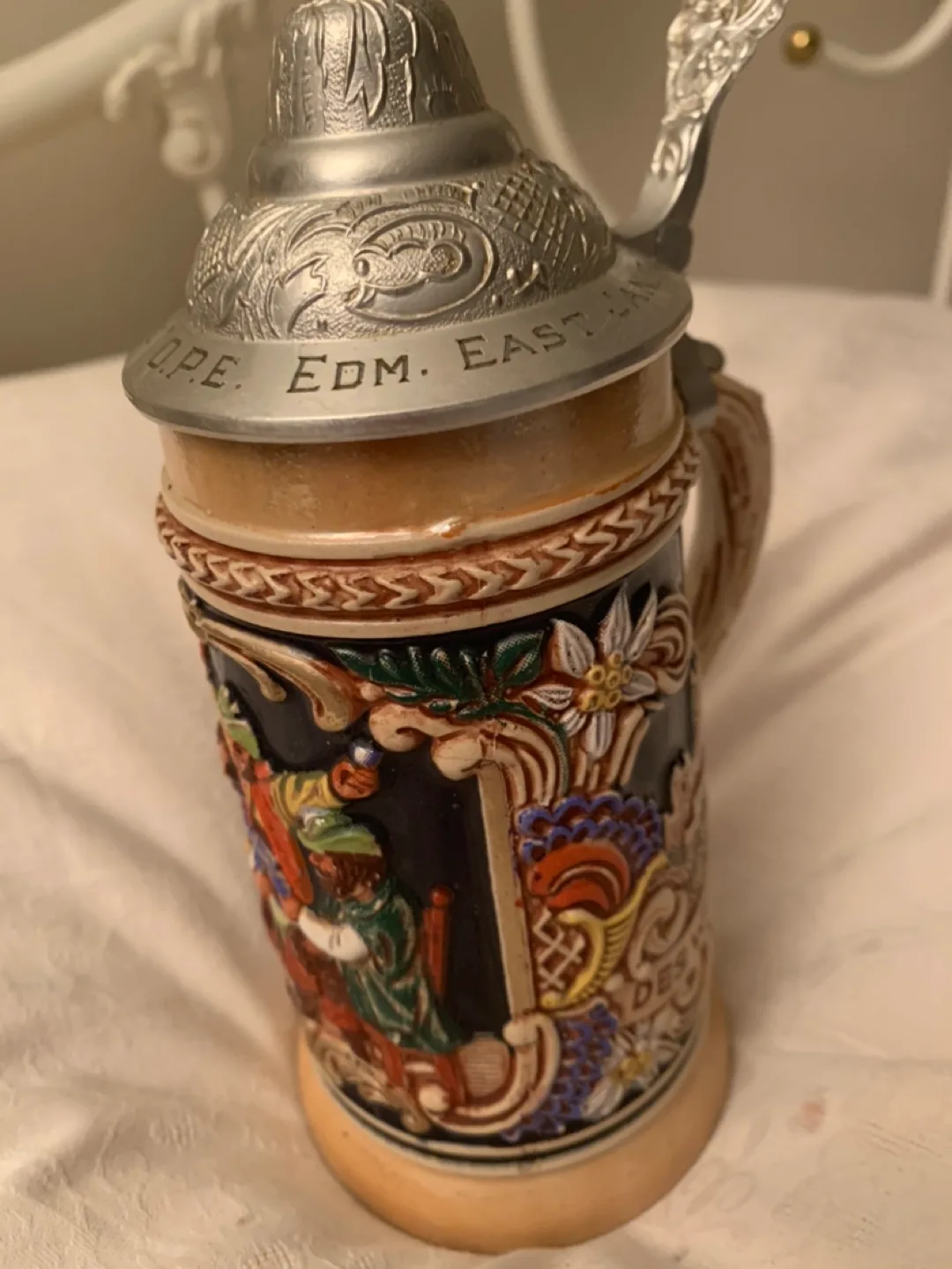 # Thrifty picks 💁🏼‍♂️Stain / Original  manufactured in Germany image indicator(2)