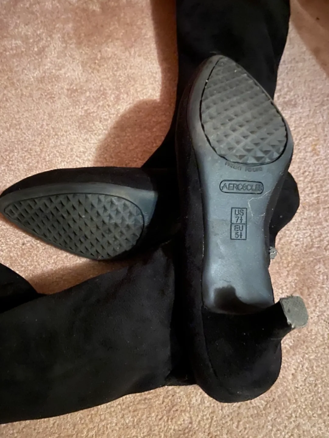 Aerosoles Women's Black Knee-High Suede Boots - Size 7.5 image indicator(4)