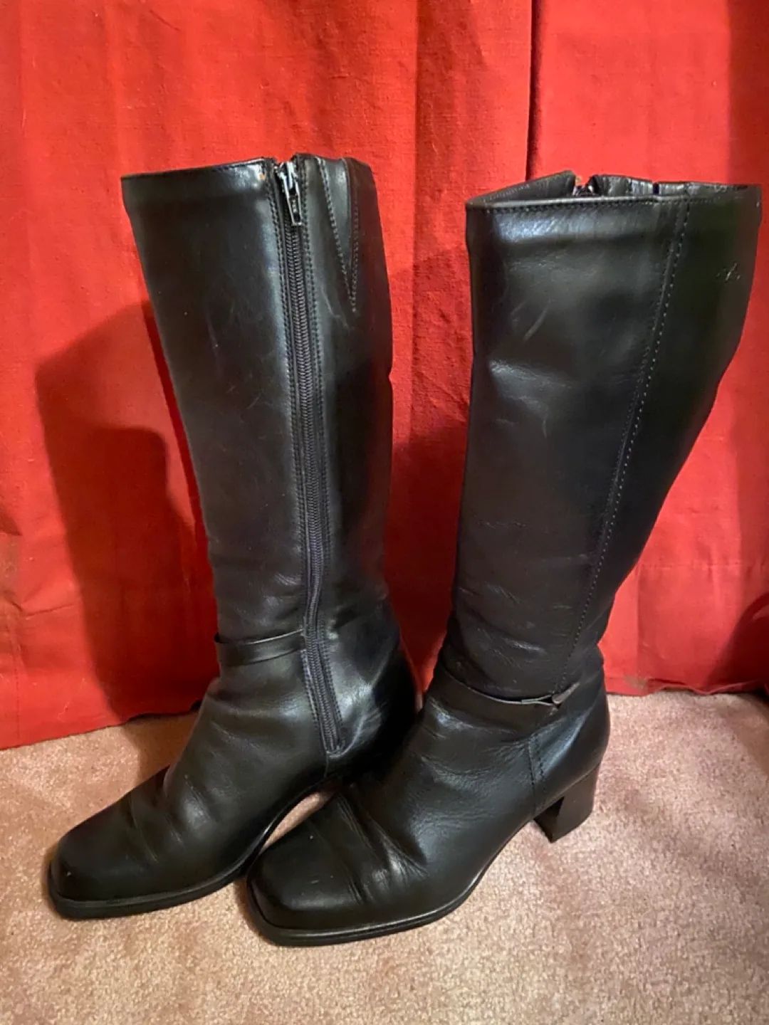 Black Leather Knee-High Boots with Block Heel image indicator(3)