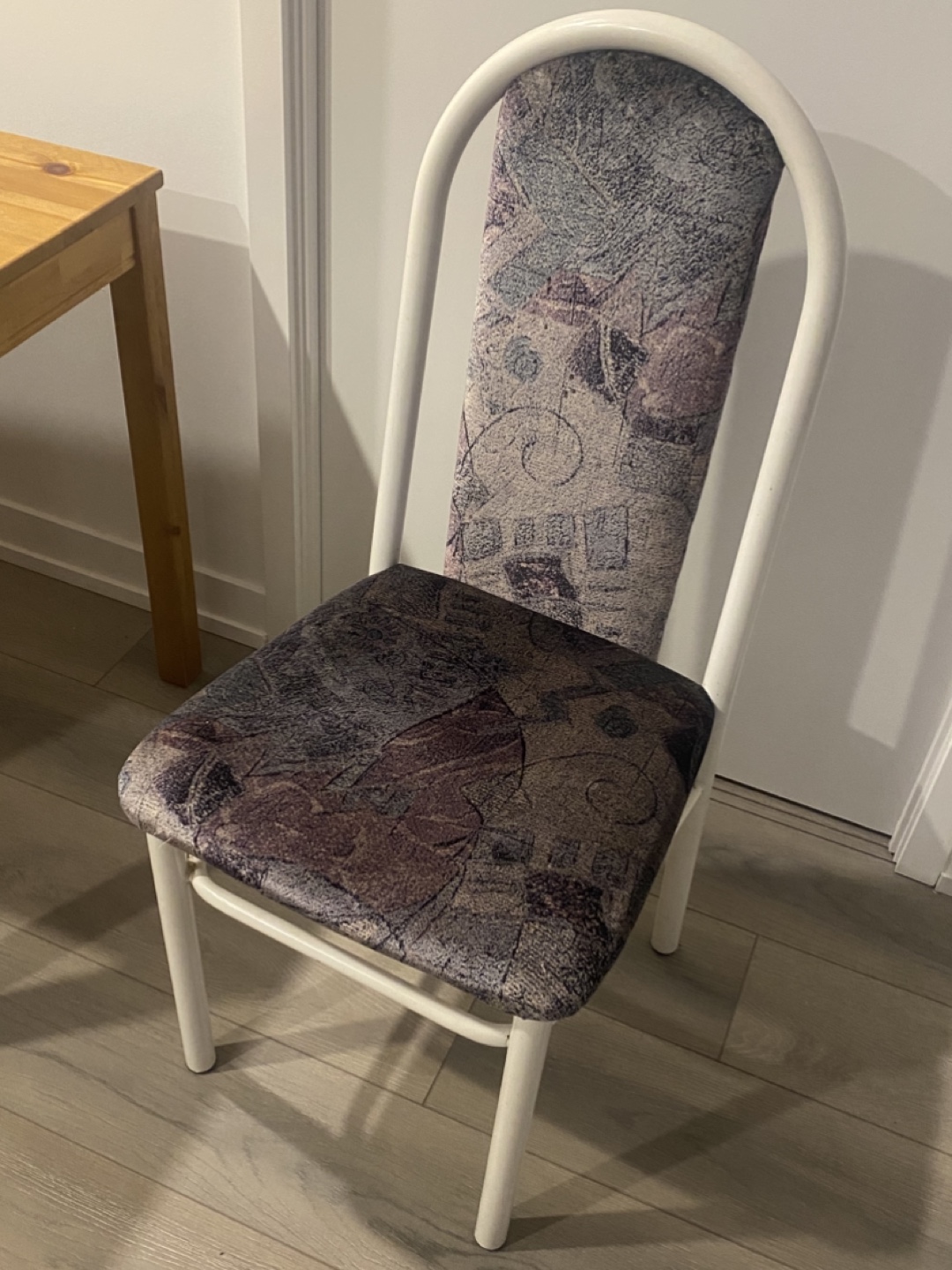 IKEA Dining Table and Chairs - photo 4
