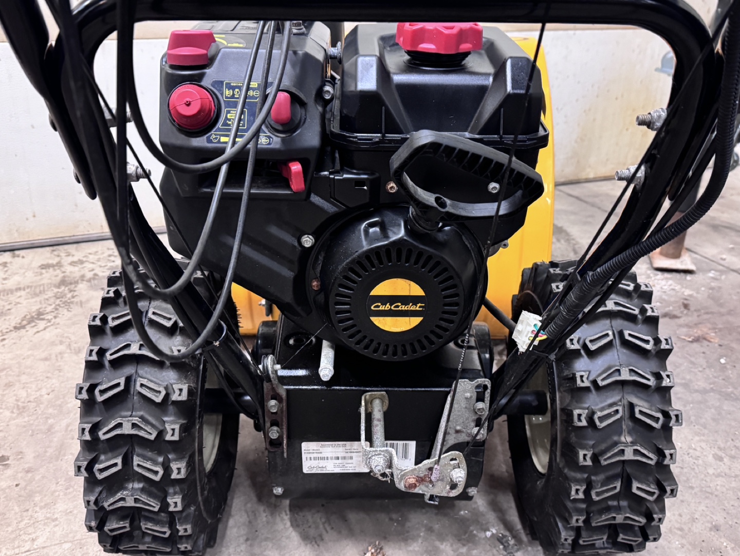 Cub Cadet 24" 2X Snow Thrower - photo 5
