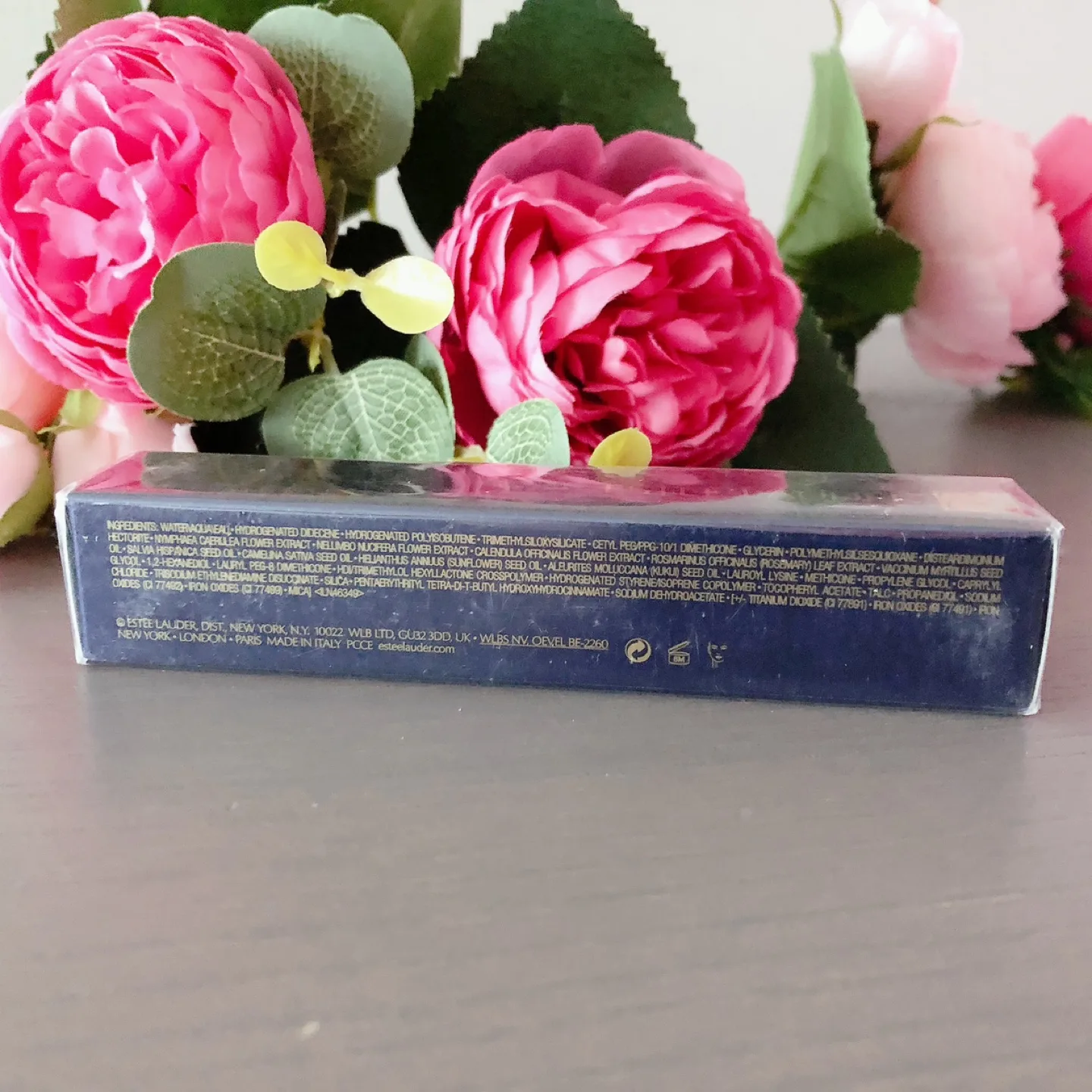 Estée Lauder Double Wear Radiant Concealer - 5N Deep Neutral image indicator(2)