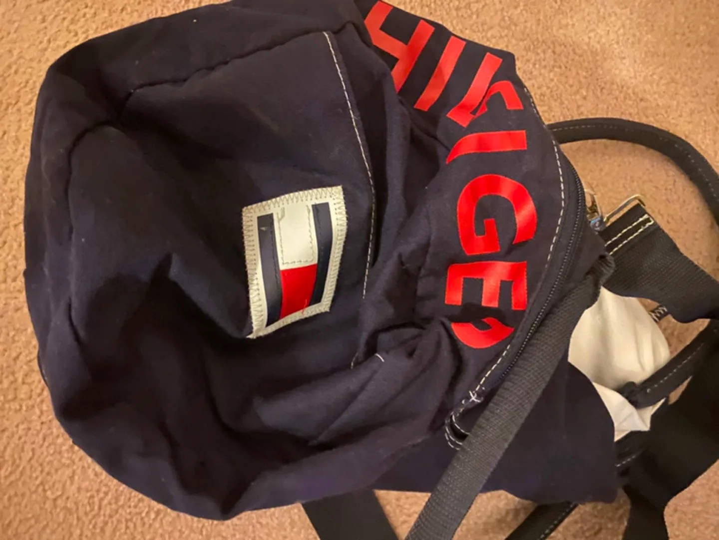 Tommy Hilfiger Weekend Bag image indicator(2)