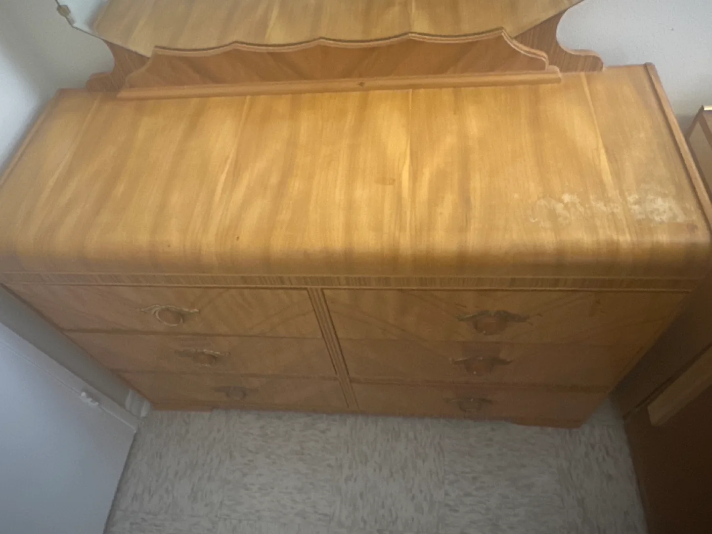 Vintage Wooden Vanity Set image indicator(4)