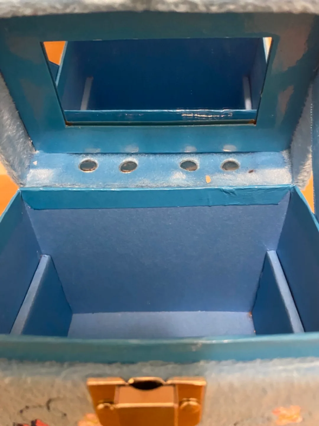 Winnie the Pooh Jewellery Box image indicator(3)