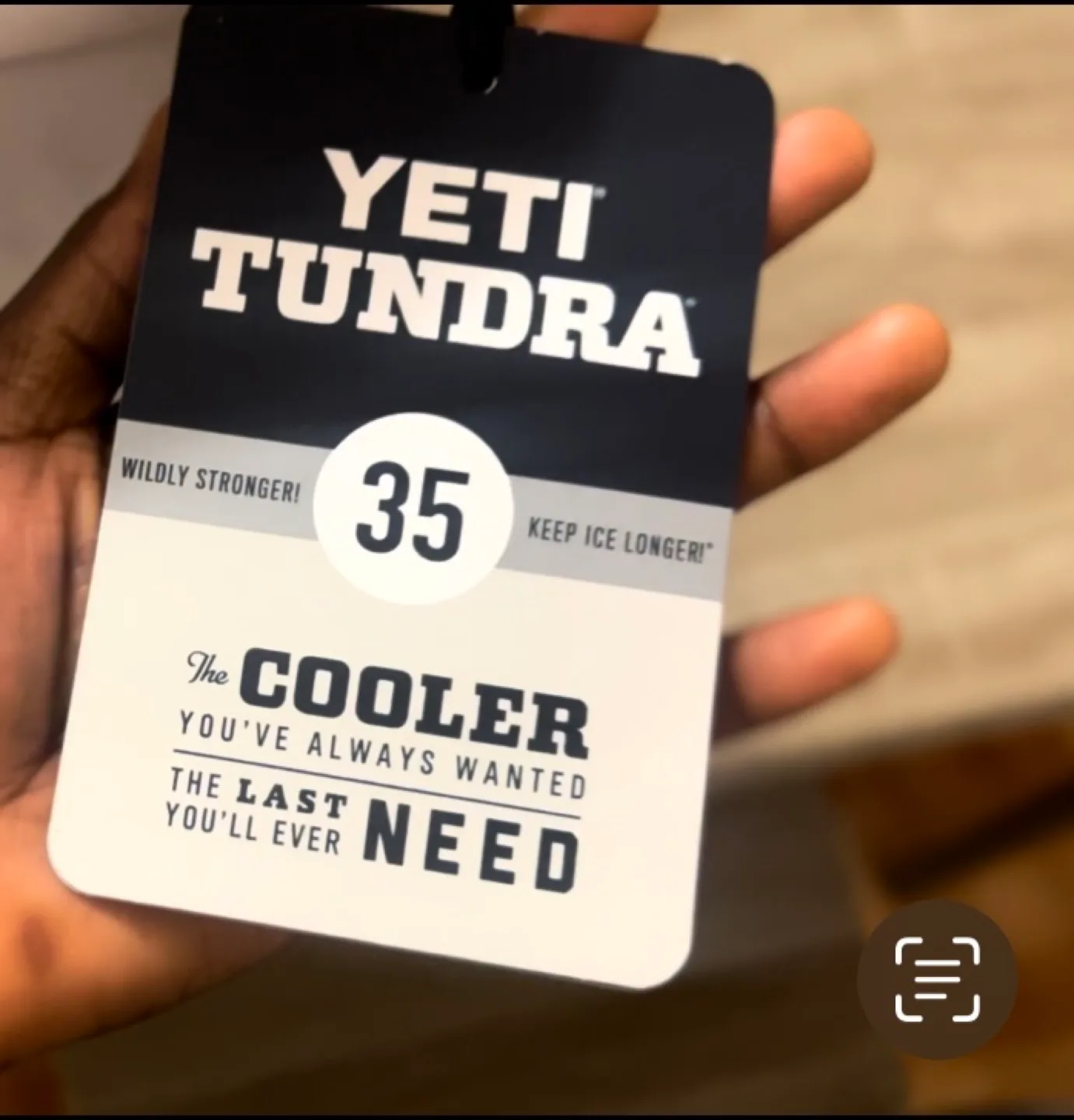 YETI Tundra 35 Hard Cooler - White image indicator(3)