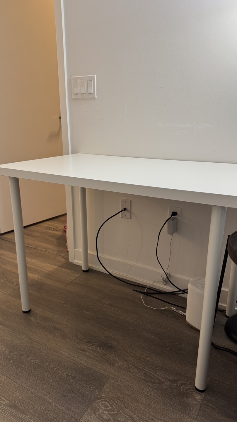 White IKEA Table/Desk - Excellent Condition - photo 3