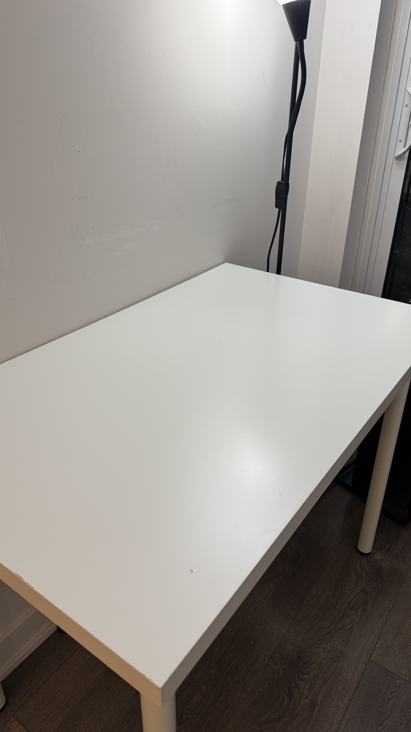 White IKEA Table/Desk - Excellent Condition - photo 4