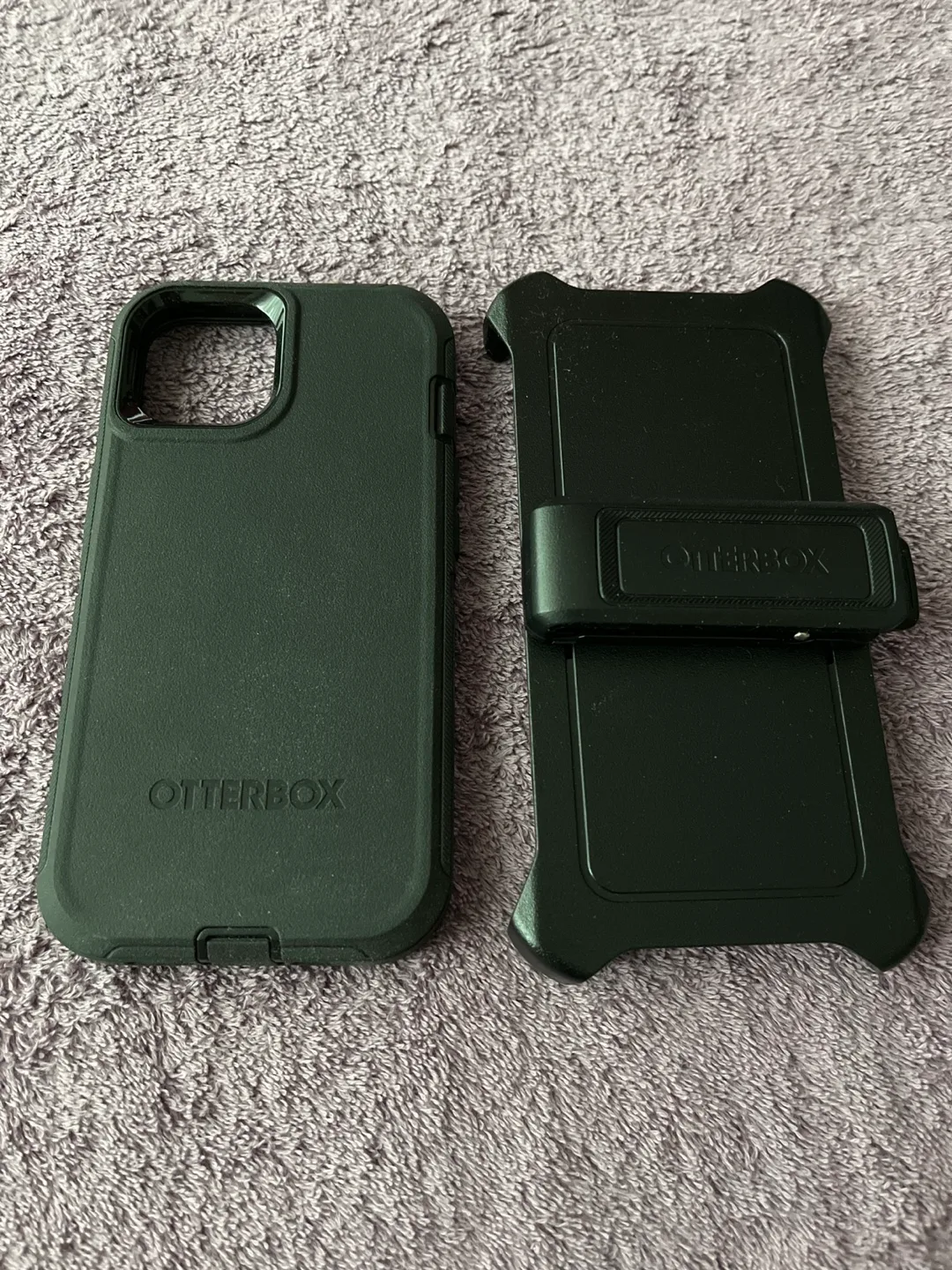 OtterBox iPhone 13/14 Defender with Holster & Kickstand image indicator(5)