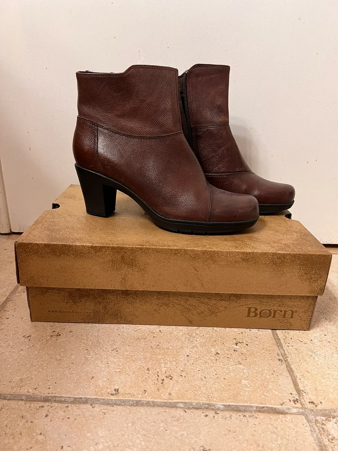 Brown Leather Boots image indicator(5)