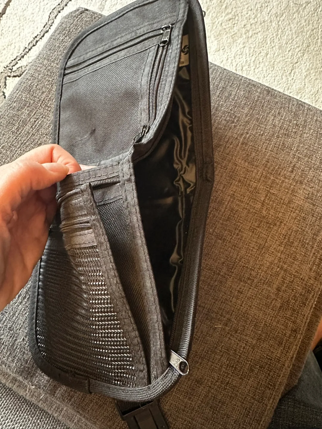 Travel Wallet Organizer image indicator(4)