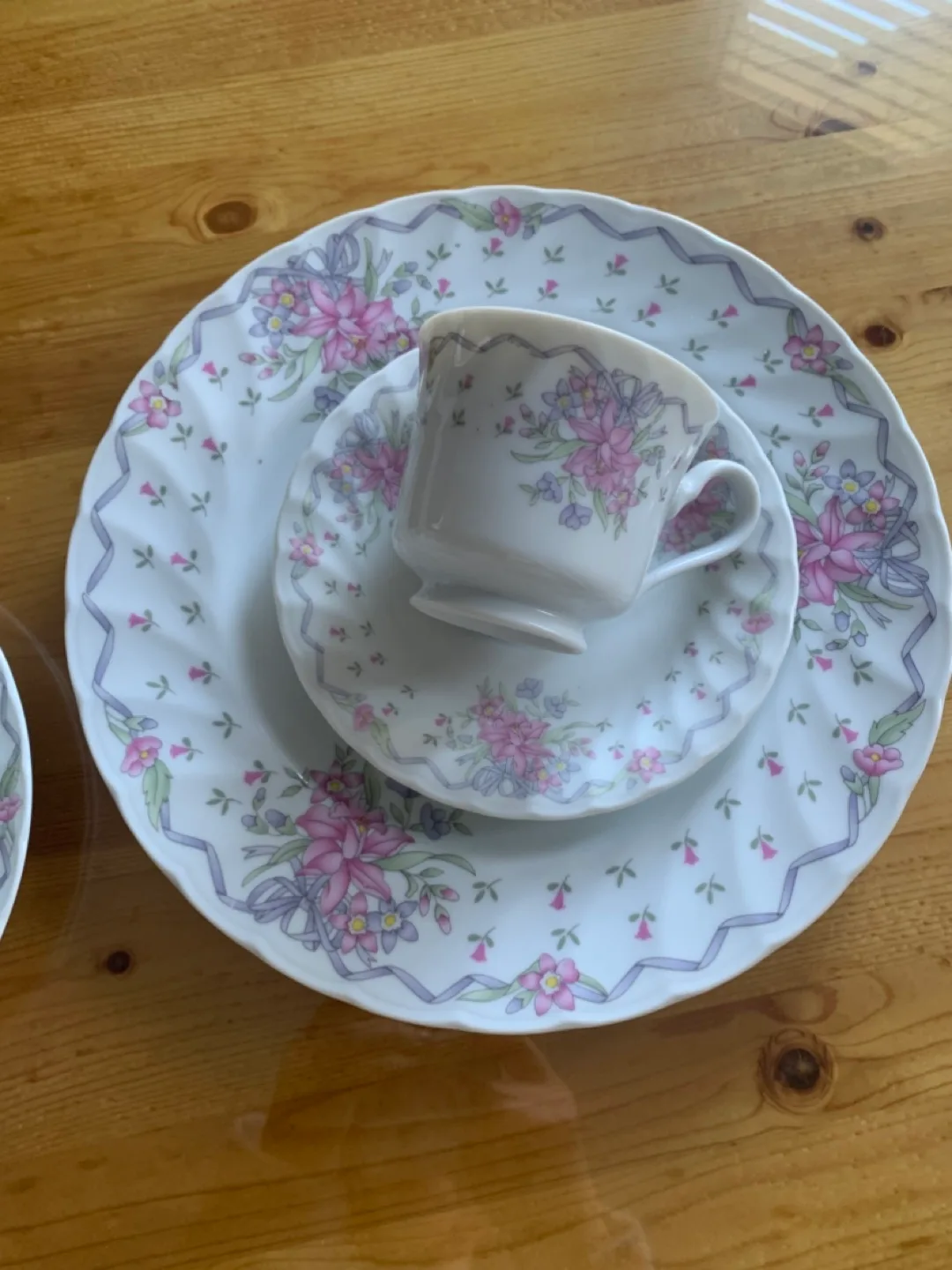 Floral Dinnerware Set - Plates, Bowl, Cup & Saucer image indicator(2)