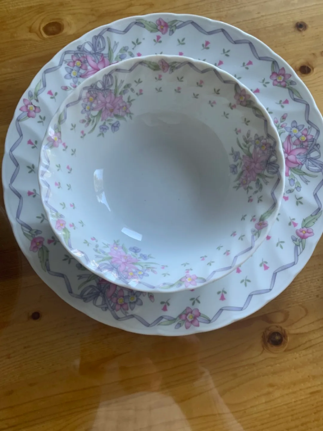 Floral Dinnerware Set - Plates, Bowl, Cup & Saucer image indicator(3)