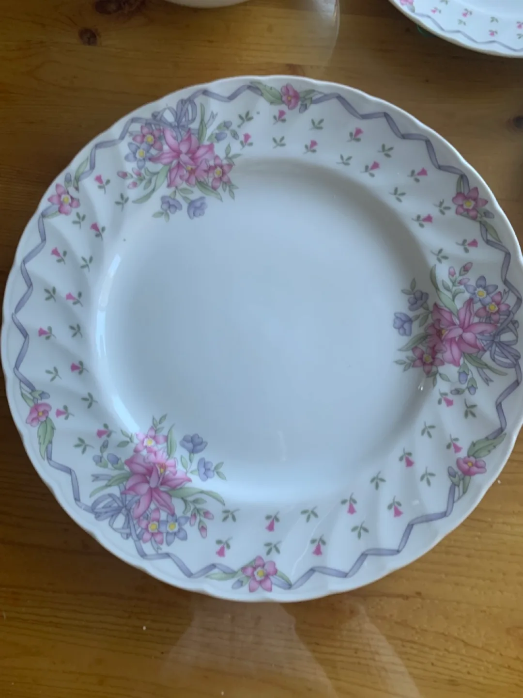 Floral Dinnerware Set - Plates, Bowl, Cup & Saucer image indicator(8)