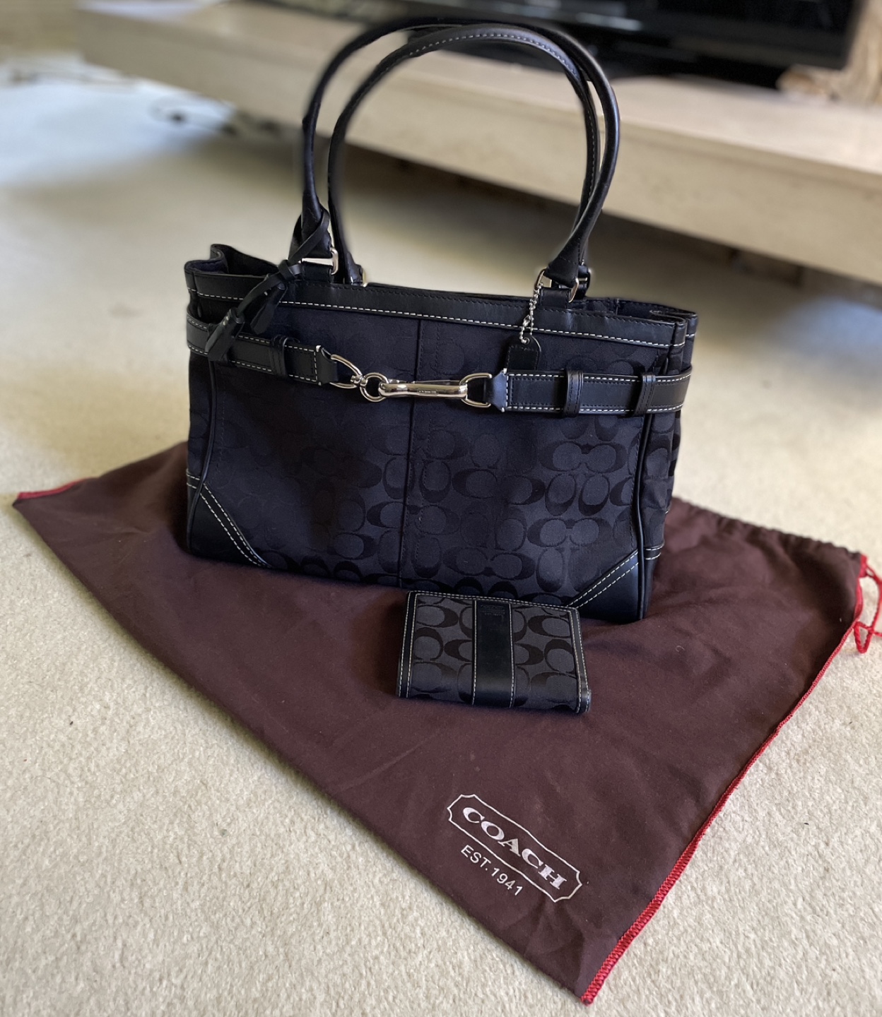 Coach Black Signature Tote Bag and matching wallet & Wallet Set