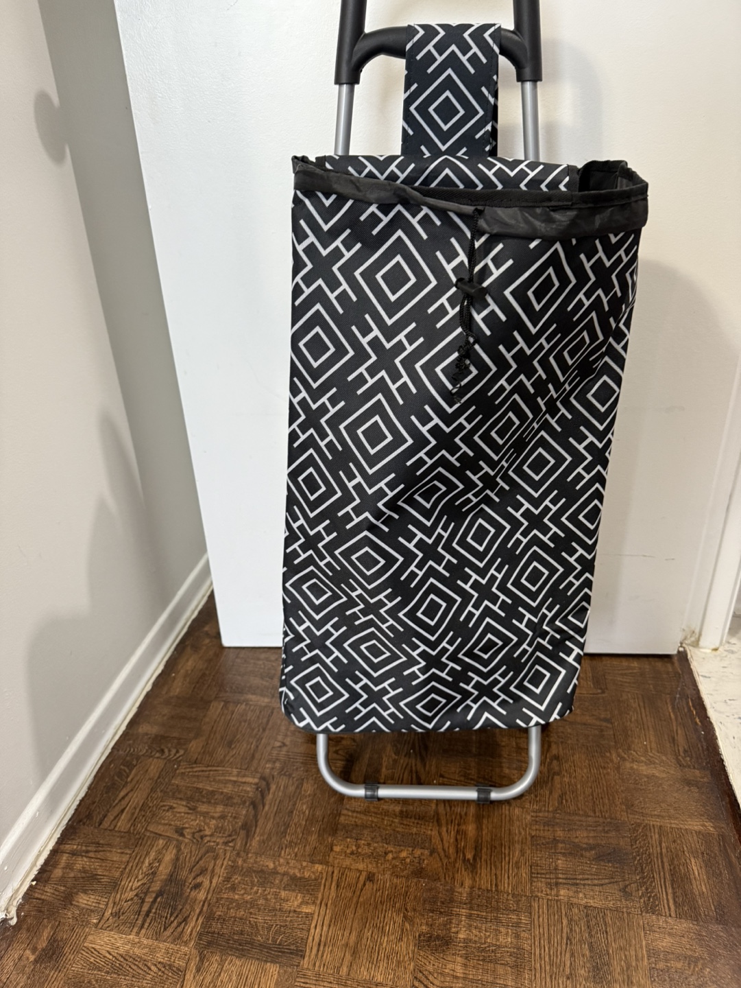 Foldable Shopping Cart with Geometric Pattern