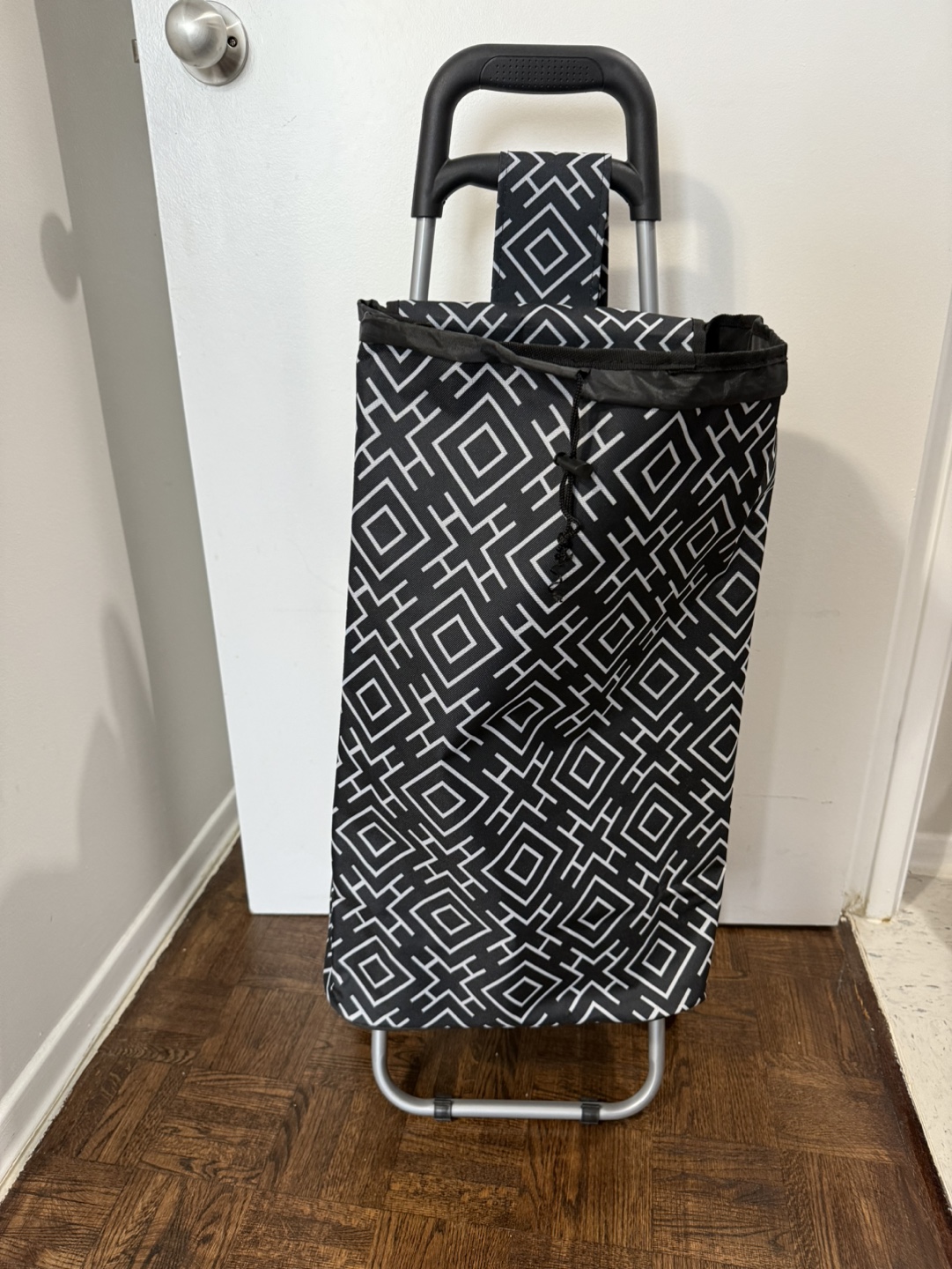 Foldable Shopping Cart with Geometric Pattern - photo 2