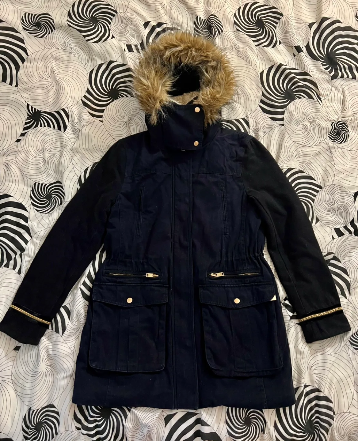 Pull&Bear Women's Navy Blue Winter Parka Coat Size L image indicator(2)