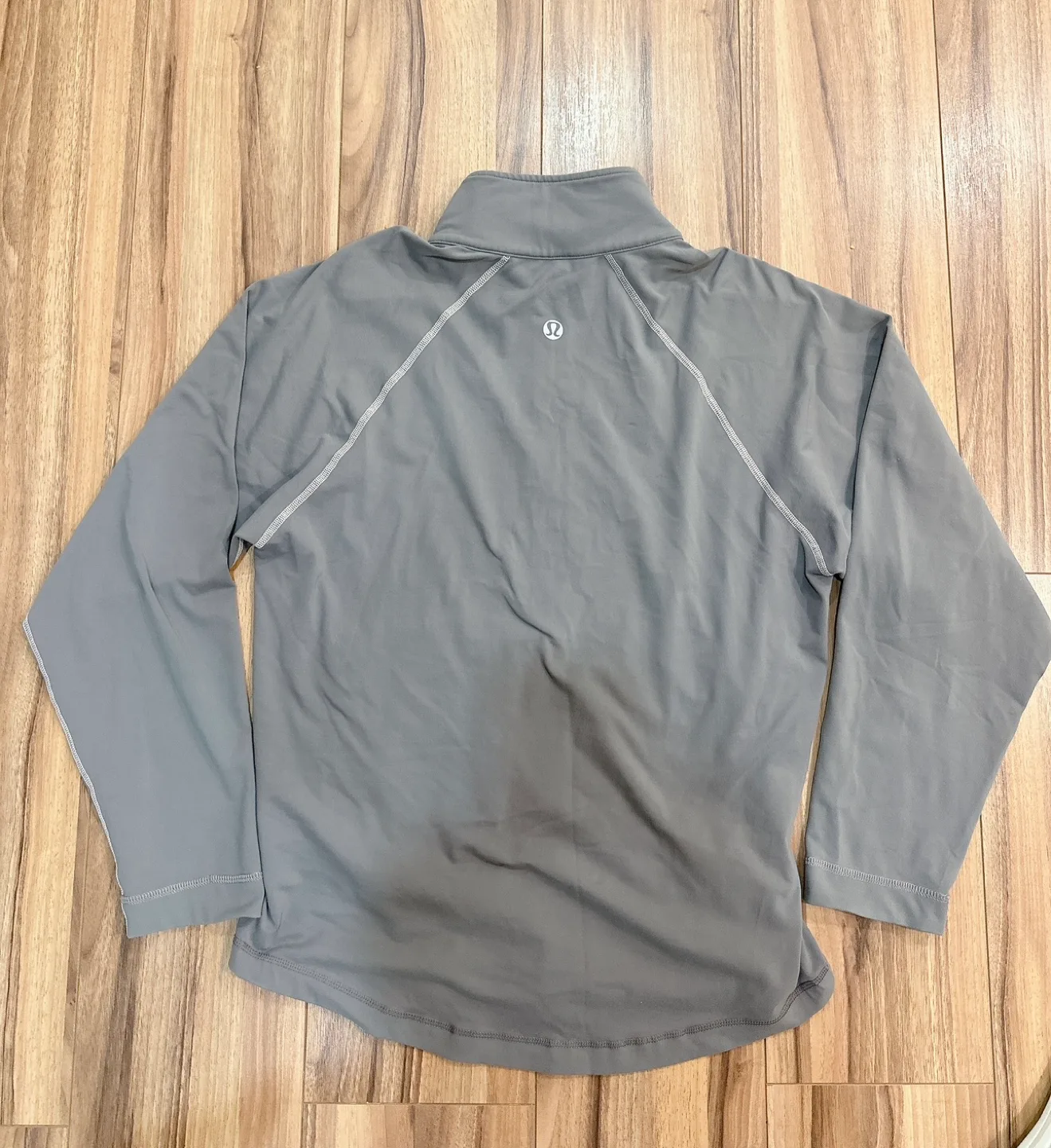 Lululemon Half-Zip Training Jacket - Size M image indicator(5)