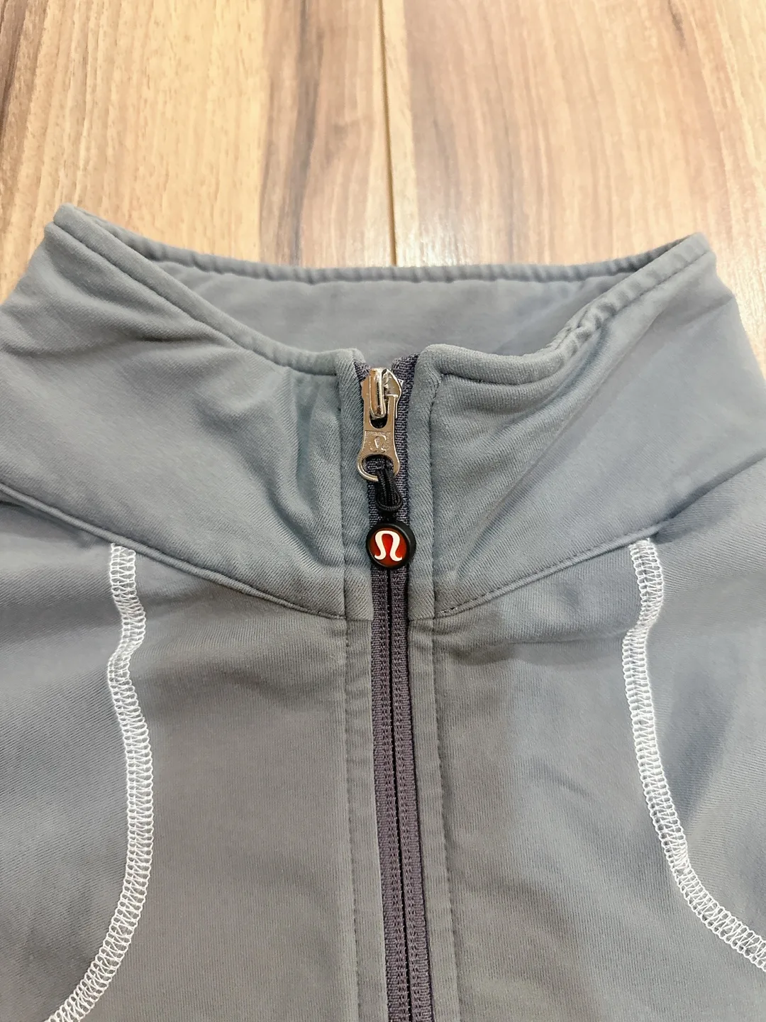 Lululemon Half-Zip Training Jacket - Size M image indicator(2)
