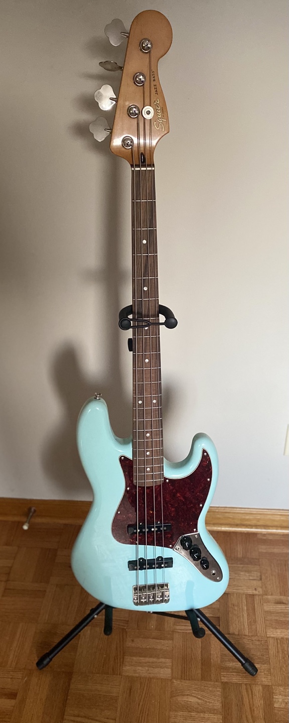 Squier by Fender Classic Vibe 60's Jazz Bass - Daphne Blue