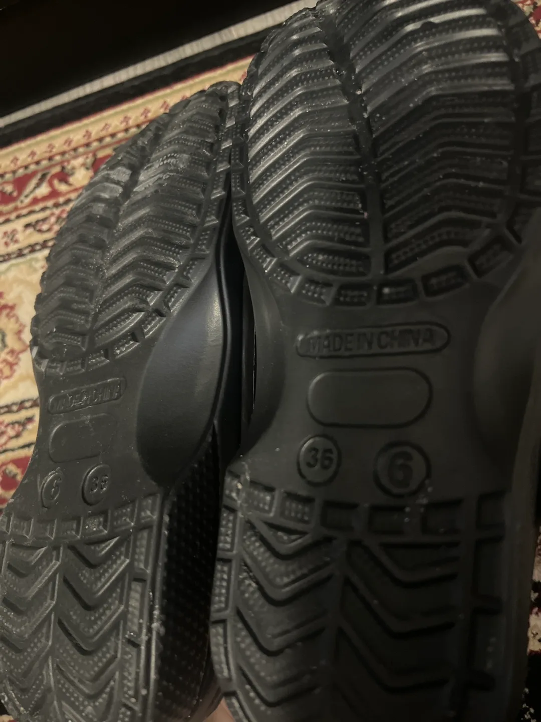 Crocs Size 6 image indicator(3)