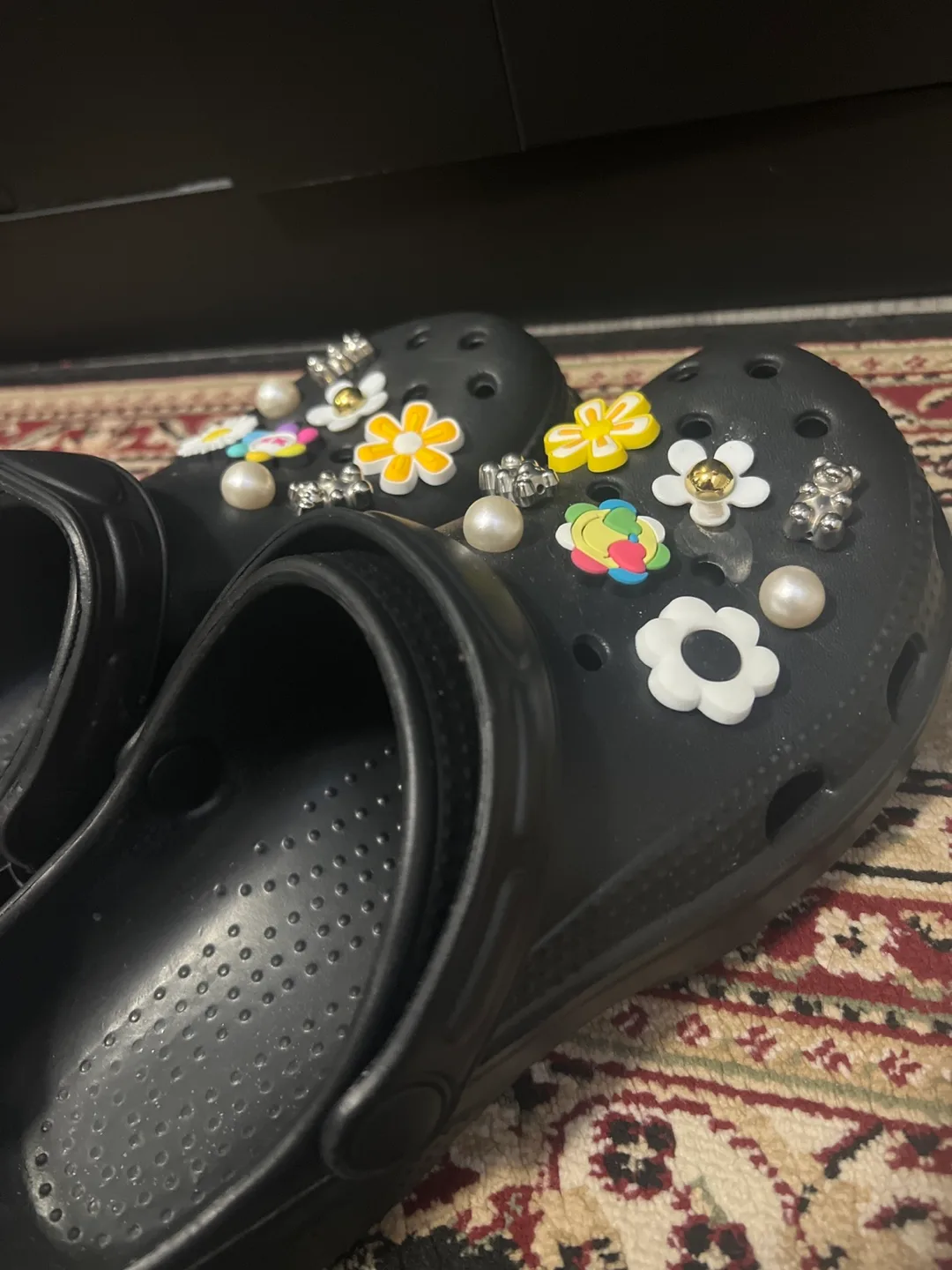 Crocs Size 6 image indicator(2)