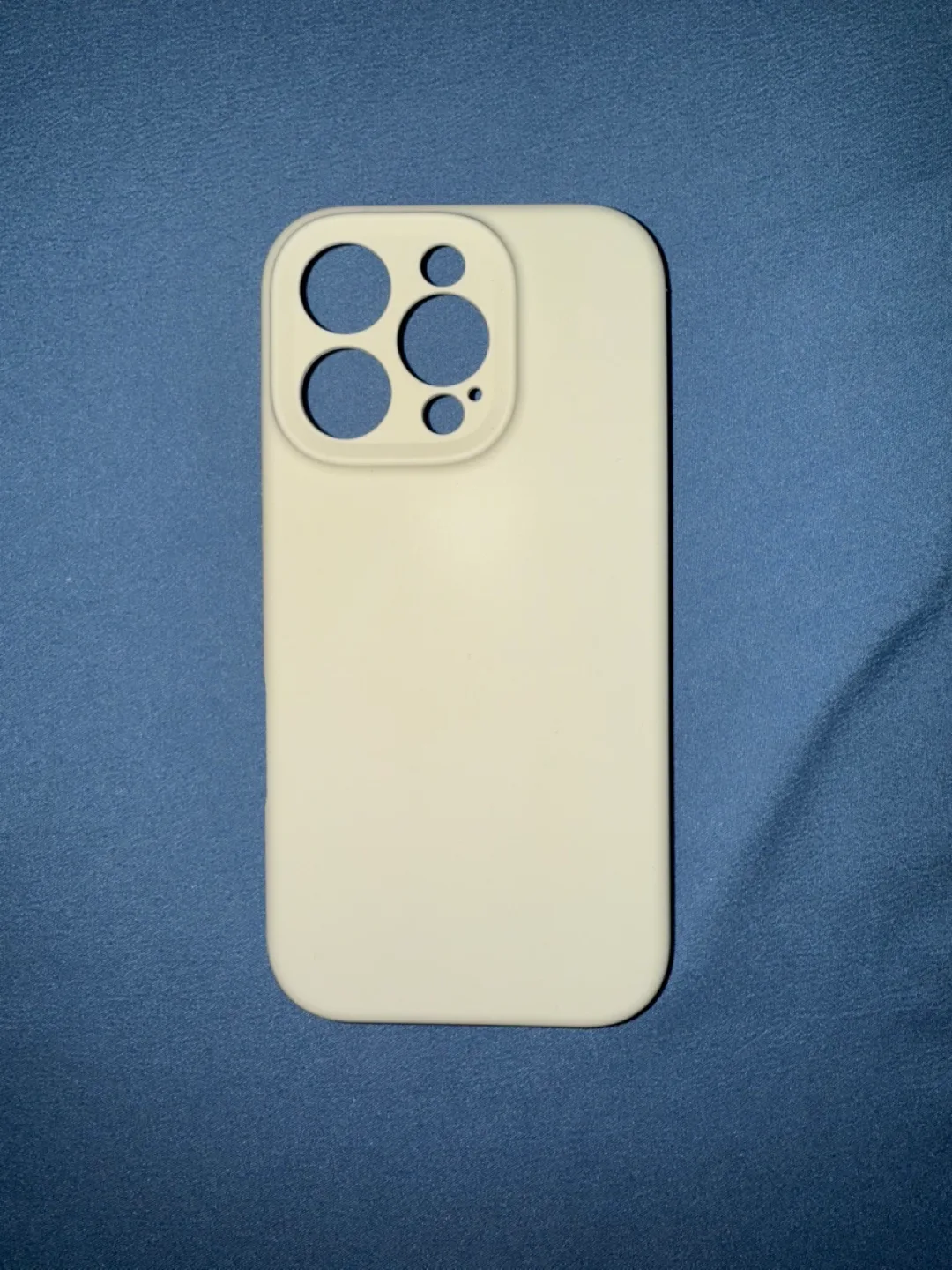 iPhone 16 Pro Silicon Case - Cream thumbnail