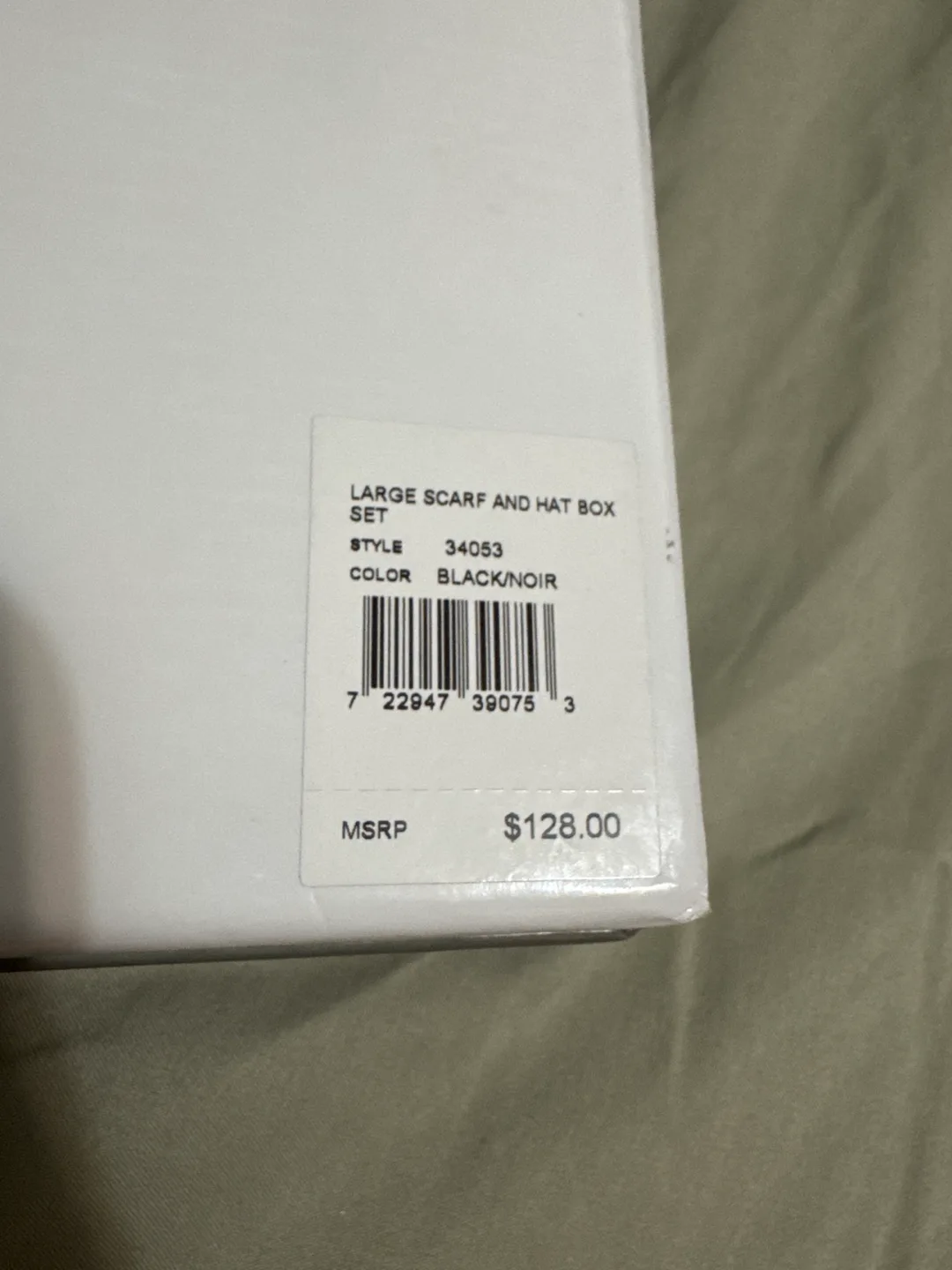 Michael Kors Scarf and Hat Set - Black/Red image indicator(2)